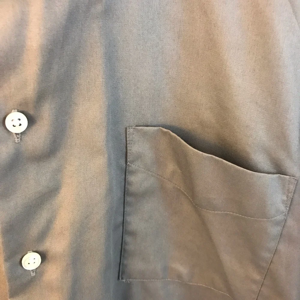 Van Heusen Gray Lux Sateen Men’s Dress Shirt - Picture 3 of 6
